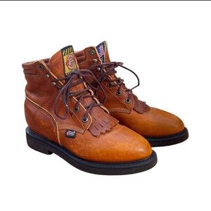Justin’s lace up work boot 8B 770